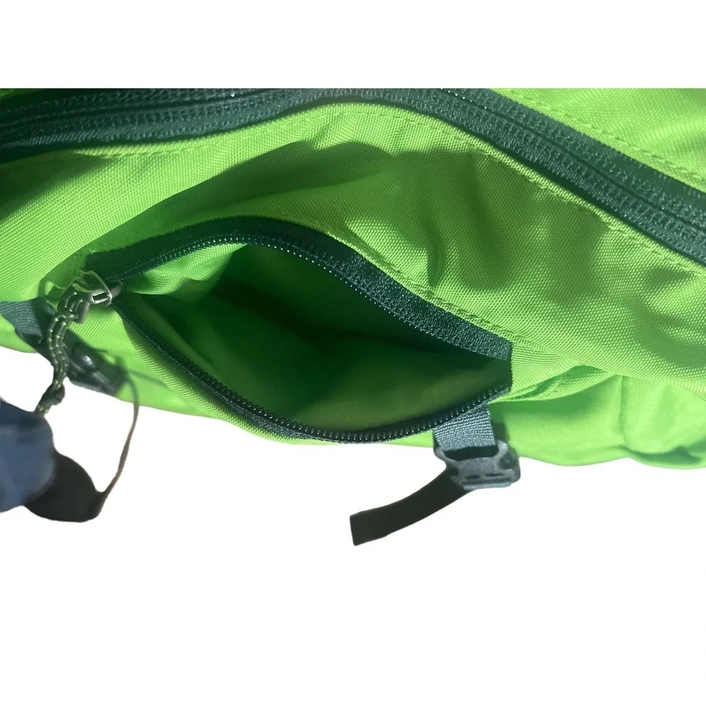Patagonia Atom sling bag 8L